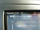 ベースグレード　横滑防止　イモビ　キーレス　Ｗエアバック　クルーズＣ　エアバック　ＡＣ　ＰＳ　衝突安全ボディ　パワーウィンドウ　ＡＢＳ　スマ－トキ－　点検記録簿　キーレスエントリー　ＢＴ接続　ＳＤ　ＤＶＤ再生可　ナビ（47枚目）