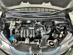 当社は自社認証整備工場も完備しており、納車前整備や一般車検・点検など、お客様が安心して長くお使い頂ける様にメンテナンス面に対して細かく整備しております。ご納車もご安心下さい 7