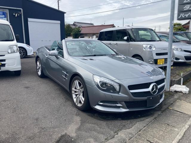 ＳＬ３５０ブルーエフィシェンシー　オープンカー　ドライブレコーダー　バックカメラ　全席メモリー付きパワーシート　黒革シート　電動リアゲート　ナビ　Ｂｌｕｅｔｏｏｔｈ　ＴＶ　オートライト(46枚目)