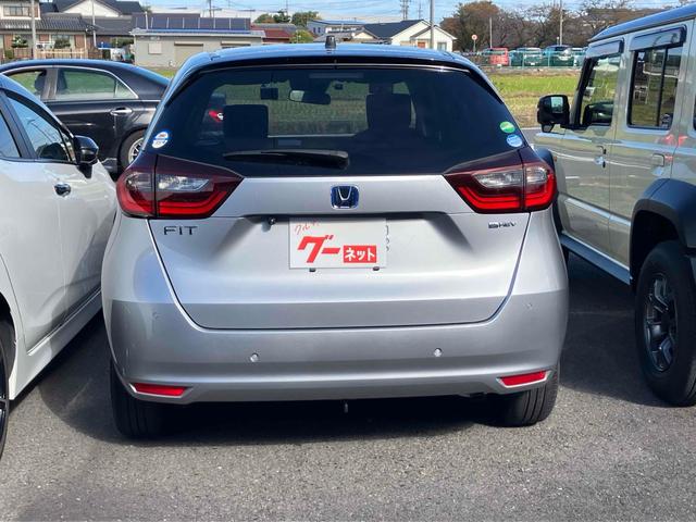 フィット ｅ：ＨＥＶベーシック　ドライブレコーダー　バックカメラ　ナビ　クリアランスソナー　オートクルーズコントロール　衝突被害軽減システム　オートライト　ＬＥＤヘッドランプ　スマートキー　電動格納ミラー　ＣＶＴ　盗難防止システム（15枚目）