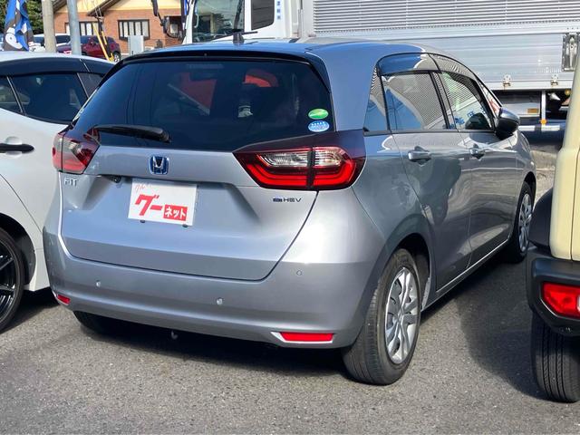 フィット ｅ：ＨＥＶベーシック　ドライブレコーダー　バックカメラ　ナビ　クリアランスソナー　オートクルーズコントロール　衝突被害軽減システム　オートライト　ＬＥＤヘッドランプ　スマートキー　電動格納ミラー　ＣＶＴ　盗難防止システム（16枚目）