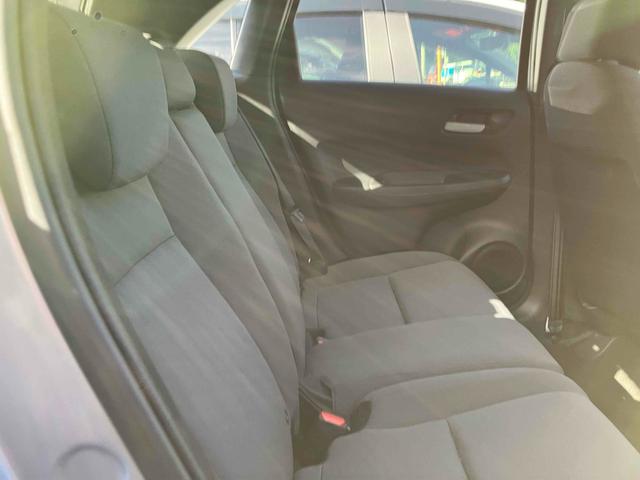 フィット ｅ：ＨＥＶベーシック　ドライブレコーダー　バックカメラ　ナビ　クリアランスソナー　オートクルーズコントロール　衝突被害軽減システム　オートライト　ＬＥＤヘッドランプ　スマートキー　電動格納ミラー　ＣＶＴ　盗難防止システム（24枚目）