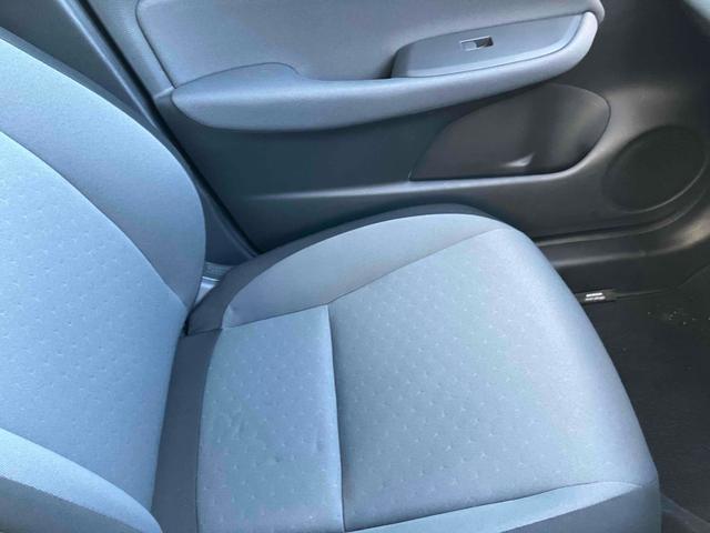 フィット ｅ：ＨＥＶベーシック　ドライブレコーダー　バックカメラ　ナビ　クリアランスソナー　オートクルーズコントロール　衝突被害軽減システム　オートライト　ＬＥＤヘッドランプ　スマートキー　電動格納ミラー　ＣＶＴ　盗難防止システム（33枚目）