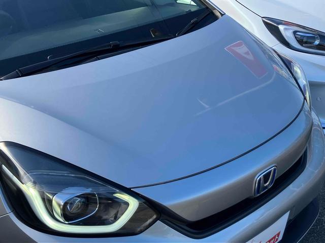 フィット ｅ：ＨＥＶベーシック　ドライブレコーダー　バックカメラ　ナビ　クリアランスソナー　オートクルーズコントロール　衝突被害軽減システム　オートライト　ＬＥＤヘッドランプ　スマートキー　電動格納ミラー　ＣＶＴ　盗難防止システム（67枚目）