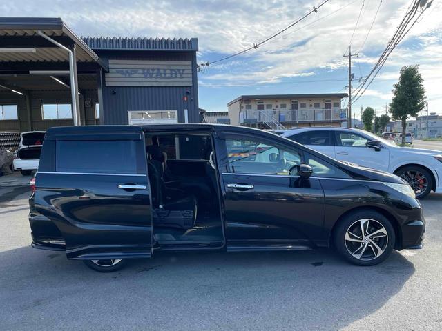 オデッセイ Ｇ・エアロパッケージ　両側パワースライドドア　インターナビ　地デジＴＶ　バックカメラ　ＥＴＣ　ｉＰｏｄ　ＵＳＢ　ＨＤＭＩ　あんしんパッケージ　クルコン　ＬＥＤオートライト　ＬＥＤルームランプ　ミラーヒーター　スマートキー（5枚目）