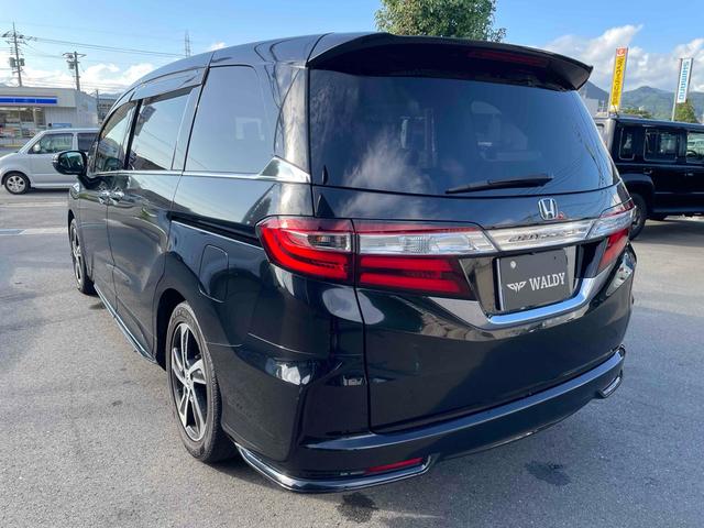 オデッセイ Ｇ・エアロパッケージ　両側パワースライドドア　インターナビ　地デジＴＶ　バックカメラ　ＥＴＣ　ｉＰｏｄ　ＵＳＢ　ＨＤＭＩ　あんしんパッケージ　クルコン　ＬＥＤオートライト　ＬＥＤルームランプ　ミラーヒーター　スマートキー（9枚目）