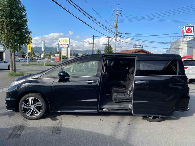 オデッセイ Ｇ・エアロパッケージ　両側パワースライドドア　インターナビ　地デジＴＶ　バックカメラ　ＥＴＣ　ｉＰｏｄ　ＵＳＢ　ＨＤＭＩ　あんしんパッケージ　クルコン　ＬＥＤオートライト　ＬＥＤルームランプ　ミラーヒーター　スマートキー（12枚目）