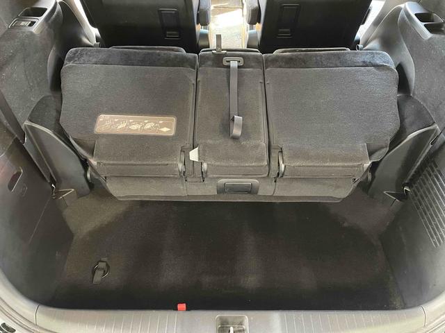 オデッセイ Ｇ・エアロパッケージ　両側パワースライドドア　インターナビ　地デジＴＶ　バックカメラ　ＥＴＣ　ｉＰｏｄ　ＵＳＢ　ＨＤＭＩ　あんしんパッケージ　クルコン　ＬＥＤオートライト　ＬＥＤルームランプ　ミラーヒーター　スマートキー（61枚目）