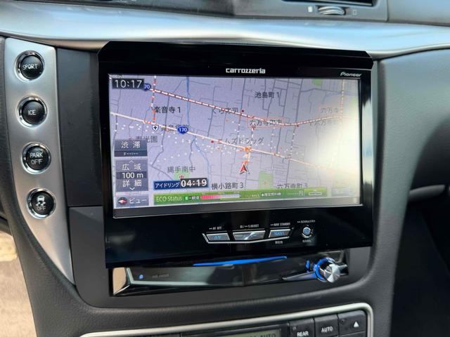 グラントゥーリズモ スポーツ MCオートシフト 車高調 中間パイプ EBM Fr21インチRr22インチ 左ハンドル バックカメラ カロッツェリアナビ クリアランスソナー オートライト CD DVD Bluetooth(46枚目)