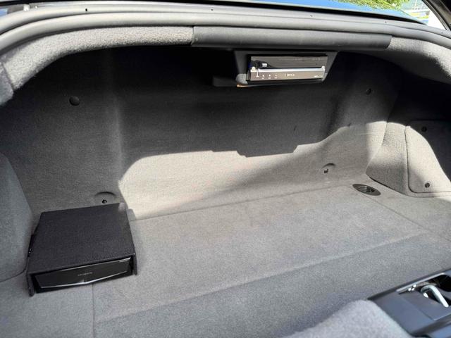 グラントゥーリズモ スポーツ MCオートシフト 車高調 中間パイプ EBM Fr21インチRr22インチ 左ハンドル バックカメラ カロッツェリアナビ クリアランスソナー オートライト CD DVD Bluetooth(70枚目)