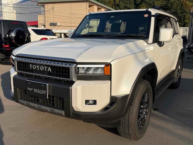 ランドクルーザー２５０ ＶＸ　サンルーフ　デジタルインナーミラー　パノラマビューモニター　ソナー　アダプティブクルーズコントロール　レーンアシスト　パワーシート　衝突軽減システム　ナビ　地デジＴＶ　Ｂｌｕｅｔｏｏｔｈ　オートライト（12枚目）