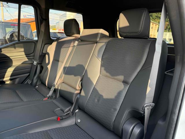 ランドクルーザー２５０ ＶＸ　サンルーフ　デジタルインナーミラー　パノラマビューモニター　ソナー　アダプティブクルーズコントロール　レーンアシスト　パワーシート　衝突軽減システム　ナビ　地デジＴＶ　Ｂｌｕｅｔｏｏｔｈ　オートライト（63枚目）