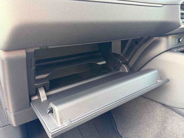 ランドクルーザー２５０ ＶＸ　サンルーフ　デジタルインナーミラー　パノラマビューモニター　ソナー　アダプティブクルーズコントロール　レーンアシスト　パワーシート　衝突軽減システム　ナビ　地デジＴＶ　Ｂｌｕｅｔｏｏｔｈ　オートライト（65枚目）