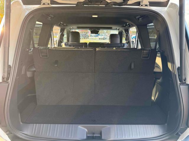 ランドクルーザー２５０ ＶＸ　サンルーフ　デジタルインナーミラー　パノラマビューモニター　ソナー　アダプティブクルーズコントロール　レーンアシスト　パワーシート　衝突軽減システム　ナビ　地デジＴＶ　Ｂｌｕｅｔｏｏｔｈ　オートライト（73枚目）