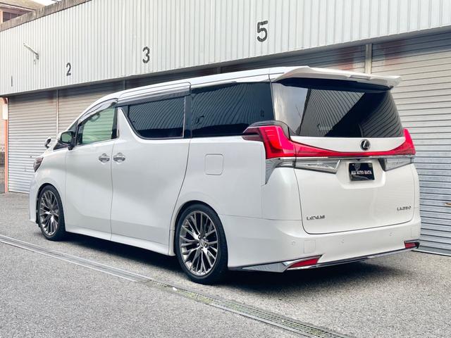 アルファード ２．５Ｓ　Ｃパッケージ　・ＬＭ３５０仕様・コンプリートカー・２０インチＡＷ・車高調・三眼・ＬＥＤテール・両側スラ・９インチナビ・１３インチモニター・ナビ・ＴＶ・ＢＴ・ＨＤＭＩ・Ｂカメラ・ＥＴＣ・Ｐゲート（20枚目）