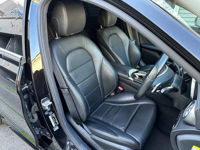 Ｃクラス Ｃ１８０アバンギャルド　ＡＭＧライン　記録簿９枚・Ｃ４３仕様・ＫＷ製車高調・１９インチ・パナメリカーナグリル・エアコンエアベント・ＡＭＧエアロ＆アルミ＆エンブレム・ハンコック２０２４年製タイヤ・キー２本完備・レーダーセーフティパッケージ（57枚目）