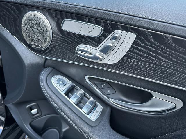 Ｃクラス Ｃ１８０アバンギャルド　ＡＭＧライン　記録簿９枚・Ｃ４３仕様・ＫＷ製車高調・１９インチ・パナメリカーナグリル・エアコンエアベント・ＡＭＧエアロ＆アルミ＆エンブレム・ハンコック２０２４年製タイヤ・キー２本完備・レーダーセーフティパッケージ（72枚目）