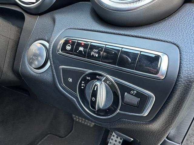 Ｃクラス Ｃ１８０アバンギャルド　ＡＭＧライン　記録簿９枚・Ｃ４３仕様・ＫＷ製車高調・１９インチ・パナメリカーナグリル・エアコンエアベント・ＡＭＧエアロ＆アルミ＆エンブレム・ハンコック２０２４年製タイヤ・キー２本完備・レーダーセーフティパッケージ（74枚目）