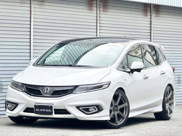 ジェイド ハイブリッドＸ　・ＬＥＤヘッドライト・エンケイ１９ＡＷ・柿本マフラー・ローダウン・シーケンシャルウインカ・ホンダセンシング・リモコンスターター・純ナビ・ＢＴ・ＴＶ・Ｂカメラ・デジタルミラー・サイドカメラ・ハーフレザー（2枚目）