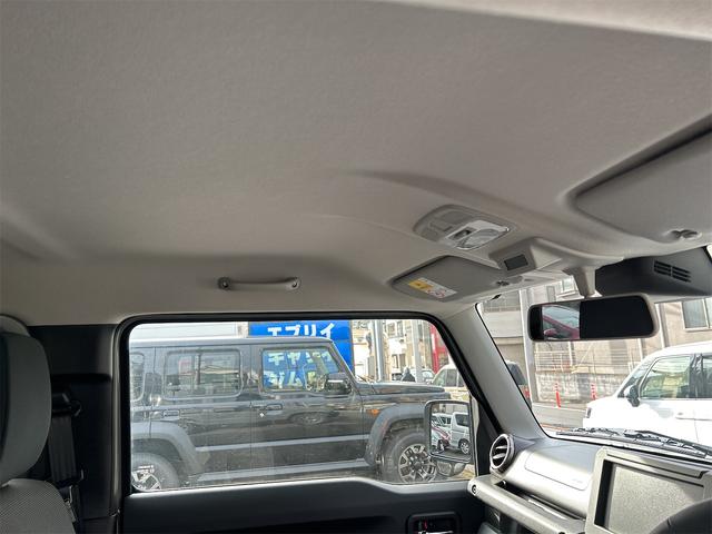 ジムニー ＸＣ　ＸＣ　４ＷＤ　登録済み未使用車　ターボ　４ＡＴ　スズキセーフティサポート　キーレスエントリー　ＬＥＤヘッドランプ　オートライト　ヘッドライトウォッシャー　電動格納ミラー　プライバシーガラス（12枚目）