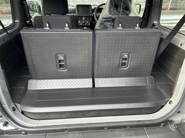 ジムニー ＸＣ　ＸＣ　４ＷＤ　登録済み未使用車　ターボ　４ＡＴ　スズキセーフティサポート　キーレスエントリー　ＬＥＤヘッドランプ　オートライト　ヘッドライトウォッシャー　電動格納ミラー　プライバシーガラス（18枚目）