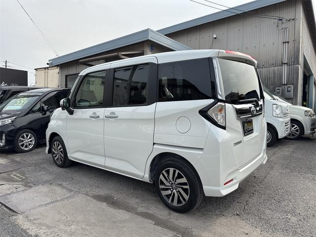 ルーミー カスタムG 登録済未使用車 ディスプレイオーディオ パノラミックビューモニター コンフォートパッケージ フルセグTV HDMI USB 純正フロアマット 両側電動スライドドア LEDヘッドライト シートヒーター(9枚目)