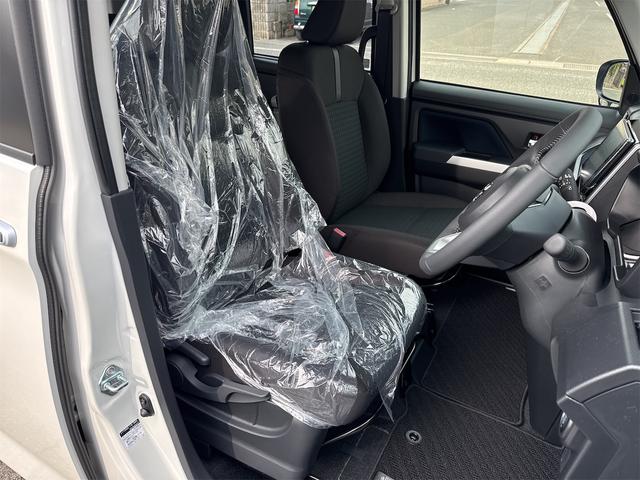 ルーミー カスタムG 登録済未使用車 ディスプレイオーディオ パノラミックビューモニター コンフォートパッケージ フルセグTV HDMI USB 純正フロアマット 両側電動スライドドア LEDヘッドライト シートヒーター(12枚目)