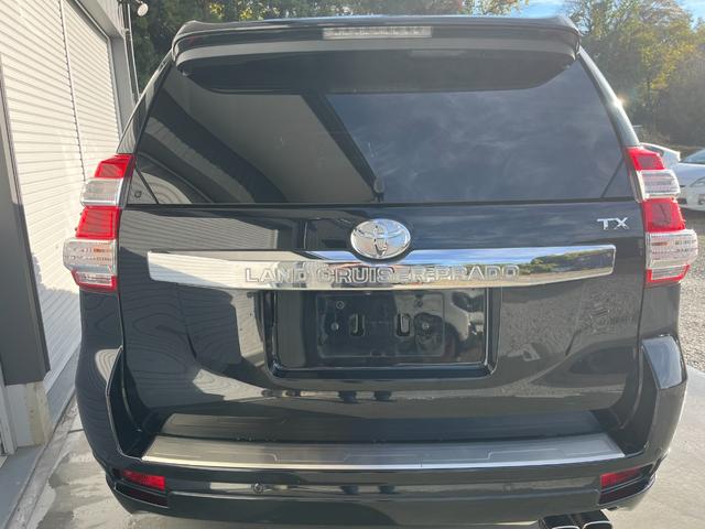 ランドクルーザープラド TX Lパッケージ TX Lパッケージ 4WD モデリスタエアロ 本革シート 純正ナビ フロント.サイド.バックカメラ オートクルーズコントロール シートヒーター スマートキー×2 電動パワーシート 2本出マフラー(7枚目)