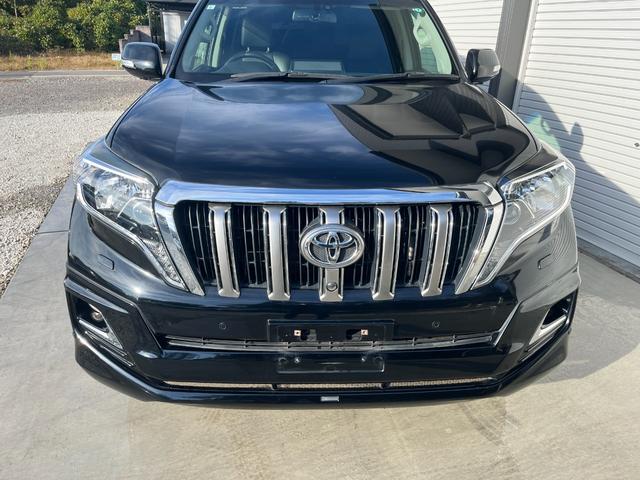 ランドクルーザープラド TX Lパッケージ TX Lパッケージ 4WD モデリスタエアロ 本革シート 純正ナビ フロント.サイド.バックカメラ オートクルーズコントロール シートヒーター スマートキー×2 電動パワーシート 2本出マフラー(8枚目)