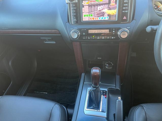 ランドクルーザープラド TX Lパッケージ TX Lパッケージ 4WD モデリスタエアロ 本革シート 純正ナビ フロント.サイド.バックカメラ オートクルーズコントロール シートヒーター スマートキー×2 電動パワーシート 2本出マフラー(15枚目)