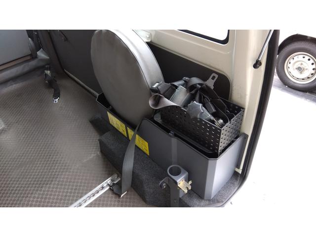 クリッパーバン ＤＸ　検２年　福祉車両　スローパー　パワーステアリング　エアコン　運転席エアバック　ＥＴＣ車載器（18枚目）