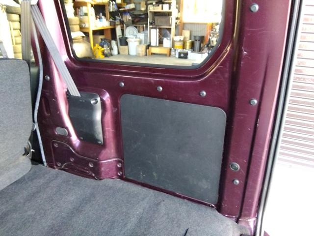 汚れ・ダメージ等。荷室