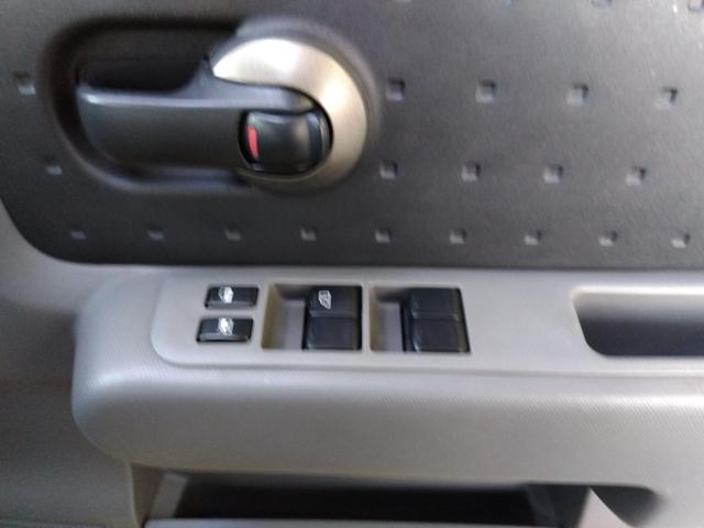 キューブ トラビス　検２年　ワンセグ　ＥＴＣ　ＭＴモード　社外アルミ　キーレス（23枚目）