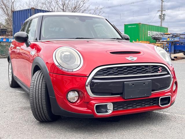 ＭＩＮＩ クーパーＳ　クーパーＳ・ＥＴＣ・禁煙車・アルミホイール・ナビ（3枚目）