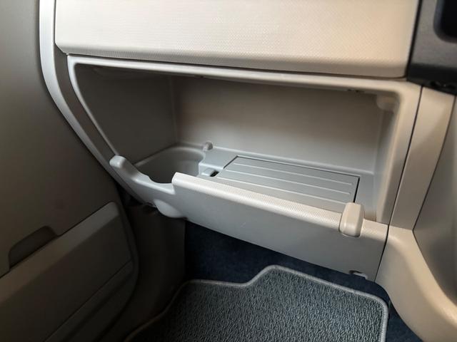 ｅＫワゴン プレミアムエディション　エアコン／パワーウィンドウ／パワーステアリング／運転席エアバッグ／助手席エアバッグ／キーレスエントリー／ベンチシート／フルフラット（7枚目）