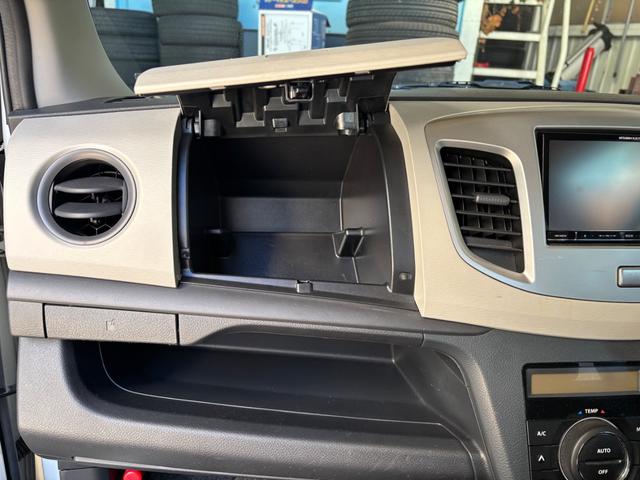 ワゴンＲ ＦＸ－Ｅ　エネチャージ／レーダーブレーキサポート／アイドリングストップ／キーレスエントリー／シートヒーター／ＥＴＣ／ＢｌｕｅＴｏｏｔｈ／ナビ／フルフラット（9枚目）