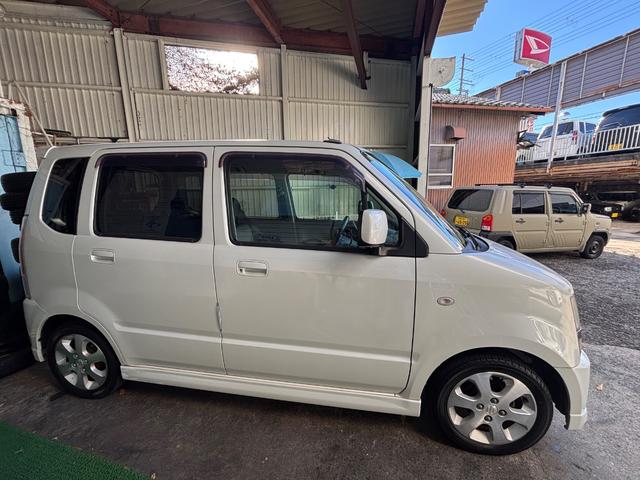 ワゴンＲ ＦＸ－Ｓリミテッド　エアコン／パワーステアリング／パワーウィンドウ／運転席エアバッグ／助手席エアバッグ／ＣＤ／盗難防止システム／衝突安全ボディ（17枚目）