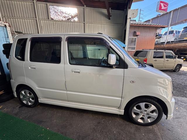 ワゴンＲ ＦＸ－Ｓリミテッド　エアコン／パワーステアリング／パワーウィンドウ／運転席エアバッグ／助手席エアバッグ／ＣＤ／盗難防止システム／衝突安全ボディ（40枚目）