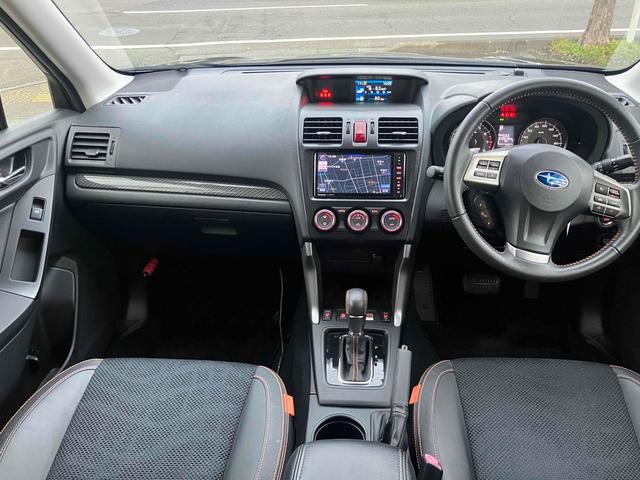 フォレスター X-ブレイク 4WD 車検R9年8月まで ETC バックカメラ オートクルーズコントロール パワーシート 衝突被害軽減システム ナビ TV オートライト HID アルミホイール スマートキー アイドリングストップ(3枚目)