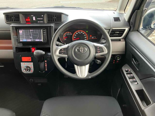 ルーミー Ｇ　４ＷＤ　車検Ｒ８年９月まで　バックカメラ　ナビ　ＴＶ　両側電動スライドドア　オートクルーズコントロール　オートライト　スマートキー　アイドリングストップ　電動格納ミラー　盗難防止システム　衝突安全ボディ（17枚目）