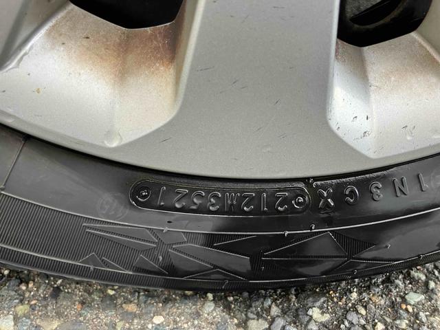 ルーミー Ｇ　４ＷＤ　車検Ｒ８年９月まで　バックカメラ　ナビ　ＴＶ　両側電動スライドドア　オートクルーズコントロール　オートライト　スマートキー　アイドリングストップ　電動格納ミラー　盗難防止システム　衝突安全ボディ（30枚目）