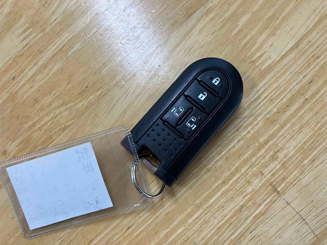 ルーミー Ｇ　４ＷＤ　車検Ｒ８年９月まで　バックカメラ　ナビ　ＴＶ　両側電動スライドドア　オートクルーズコントロール　オートライト　スマートキー　アイドリングストップ　電動格納ミラー　盗難防止システム　衝突安全ボディ（34枚目）