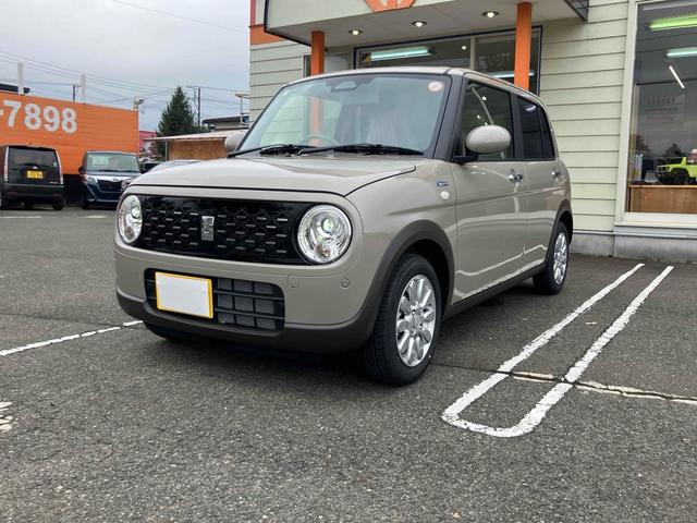 アルトラパン ハイブリッドＸ　４ＷＤ　車検Ｒ１０年１０月まで　クリアランスソナー　レーンアシスト　衝突被害軽減システム　オートライト　ＬＥＤヘッドランプ　スマートキー　アイドリングストップ　電動格納ミラー　シートヒーター　ベンチシート（7枚目）