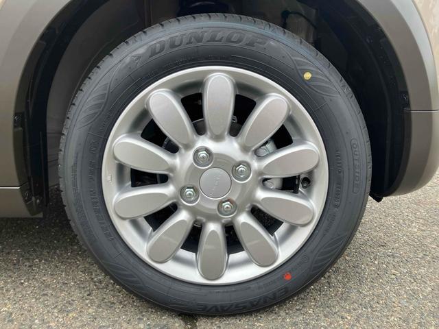 アルトラパン ハイブリッドＸ　４ＷＤ　車検Ｒ１０年１０月まで　クリアランスソナー　レーンアシスト　衝突被害軽減システム　オートライト　ＬＥＤヘッドランプ　スマートキー　アイドリングストップ　電動格納ミラー　シートヒーター　ベンチシート（43枚目）