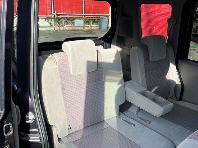 エブリイワゴン ＰＺターボ　４ＷＤ　車検Ｒ８年５月まで　ＥＴＣ　両側スライド・片側電動　ナビ　ＴＶ　キーレスエントリー　電動格納ミラー　シートヒーター　ＡＴ　盗難防止システム　ＡＢＳ　ＣＤ　ＵＳＢ　ミュージックプレイヤー接続可（28枚目）