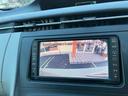 プリウス Ｓ　ドライブレコーダー　ＥＴＣ　バックカメラ　ナビ　ＴＶ　アルミホイール　オートライト　ＣＶＴ　スマートキー　電動格納ミラー　盗難防止システム　ＣＤ　ＤＶＤ再生　ミュージックプレイヤー接続可（5枚目）