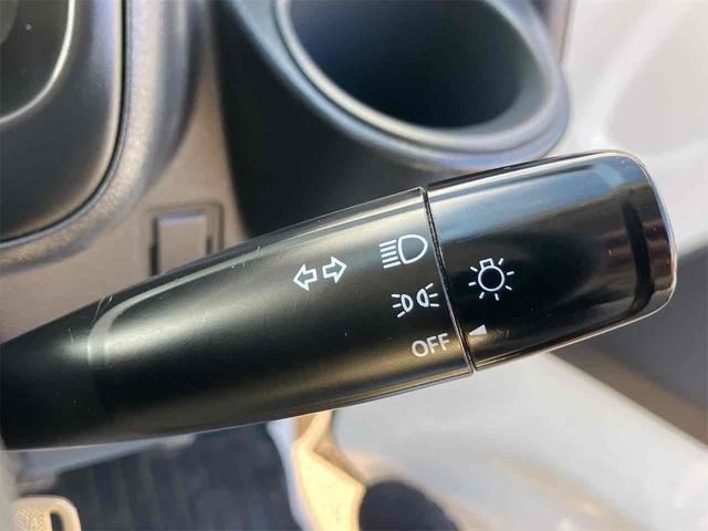 キャリイトラック ＫＣエアコン・パワステ　４ＷＤ　ＭＴ　アルミホイール　エアコン　パワーステアリング　運転席エアバッグ（10枚目）