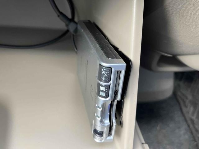 ライフ Ｇ　ＥＴＣ　ナビ　ＴＶ　キーレスエントリー　電動格納ミラー　ベンチシート　ＡＴ　ＡＢＳ　ＣＤ　アルミホイール　衝突安全ボディ　エアコン　パワーステアリング　パワーウィンドウ　運転席エアバッグ（7枚目）