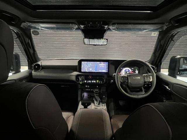 ランドクルーザー２５０ ＶＸファーストエディション　ＬＥＤヘッドライト　丸眼ＬＥＤヘッド　シートエアコン　クルーズコントロール　禁煙　エアコン　衝突軽減ブレーキ　３列シート　Ｐシート　Ｗエアコン　全周囲カメラ　ムーンルーフ　スマートキー　本革シート（38枚目）
