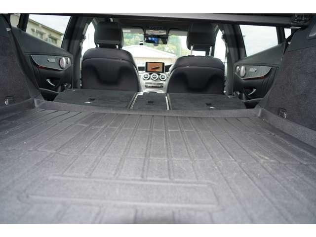 背もたれは、三分割で開閉が出来ます。